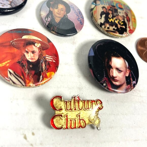 Boy George Culture Club Greatest Hits CD + 8 Vintage Buttons Enamel Pin Bundle - Picture 8 of 10